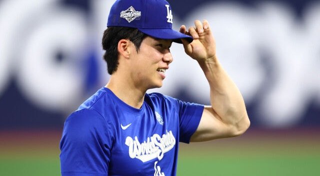 김혜성과 로버츠 감독의 특별한 순간, 월드시리즈의 긴장감과 선수들의 사투