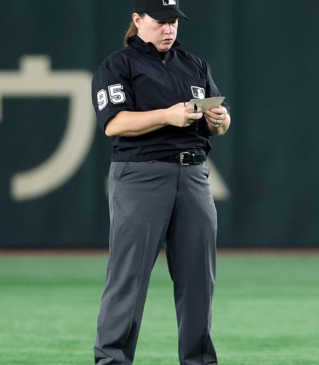 "오승환의 분노가 말하는 것: 심판 젠 파월과 MLB의 새로운 도전"