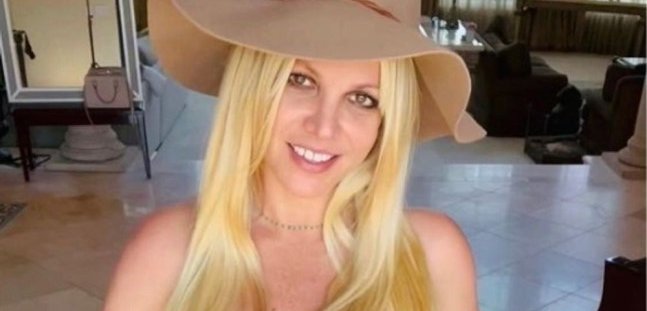 브리트니 스피어스, 전 남편의 폭로로 난폭운전 논란… SNS 삭제와 가족들의 걱정까지